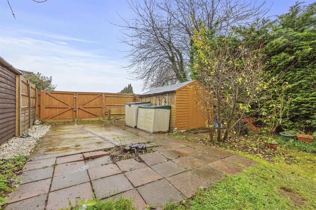 Property photo 3 of 19