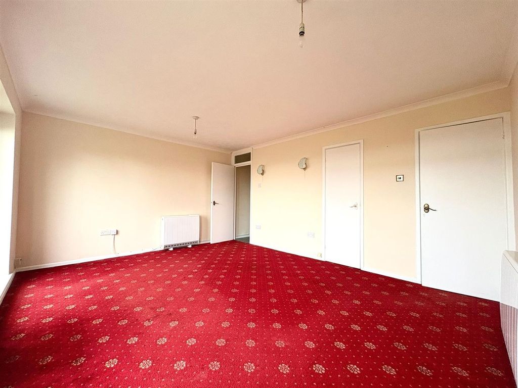 Property photo 2 of 21 7d5975A7-Fd05-4Ab3-B165-3561710A15Cf.Jpeg