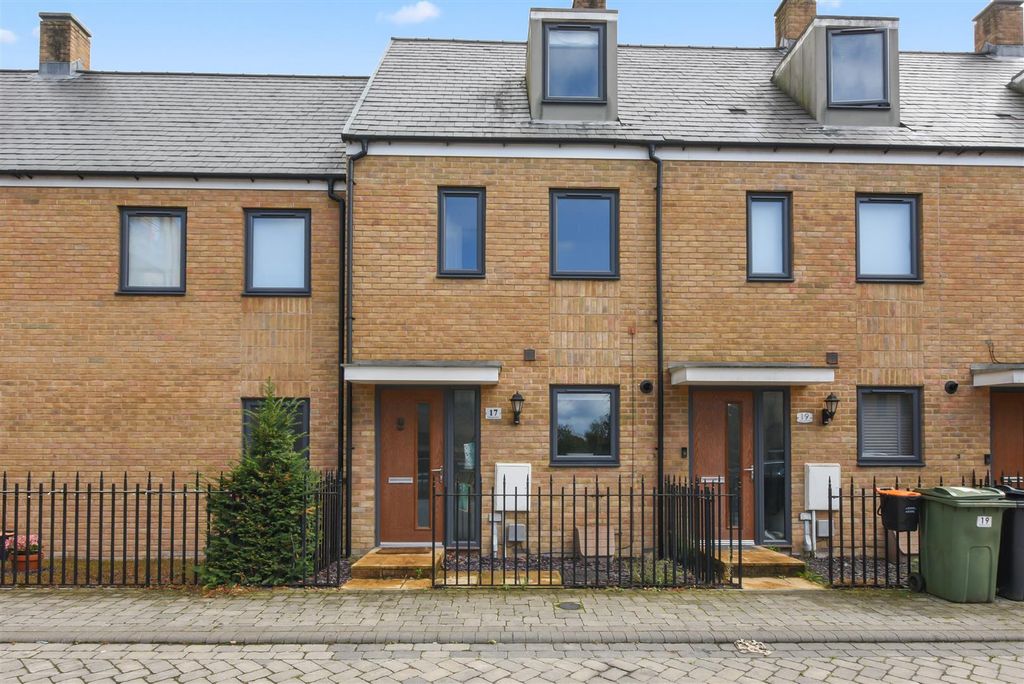 Property photo 1 of 16 Dsc_1102.Jpg