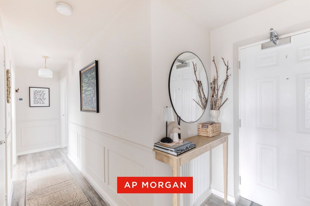 Property photo 3 of 21 Picture No. 03