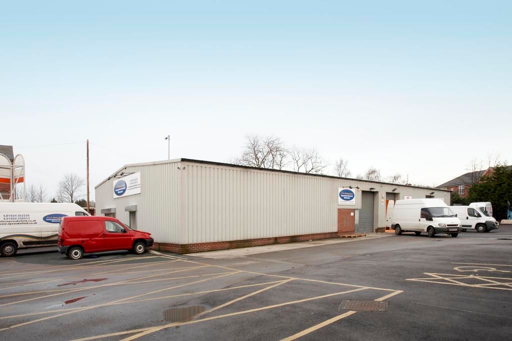 Property photo 1 of 8 Photo 2