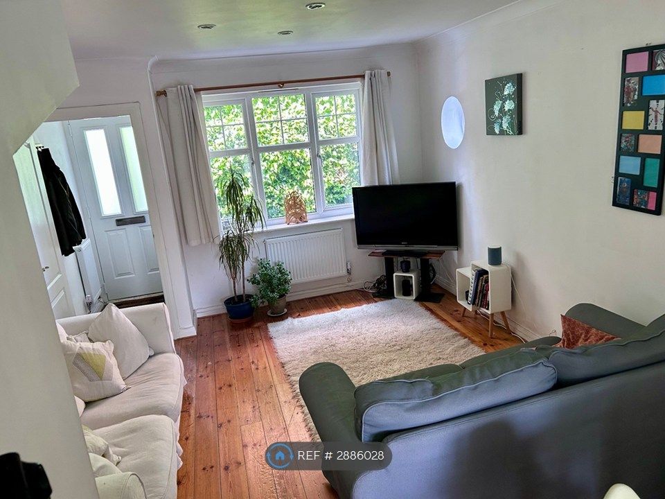 Property photo 3 of 31