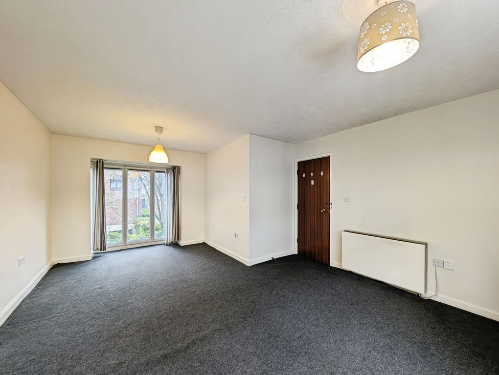 Property photo 3 of 9 Pbox-Img.Jpg