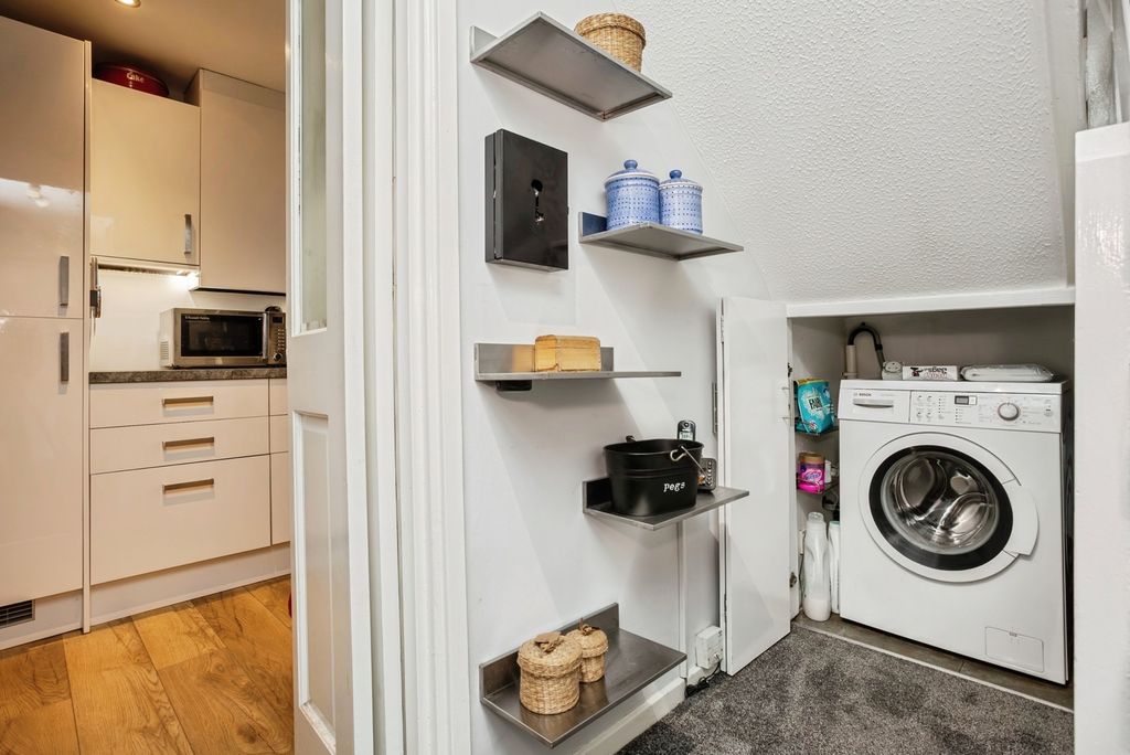 Property photo 3 of 20 Pbox-Img.Jpg