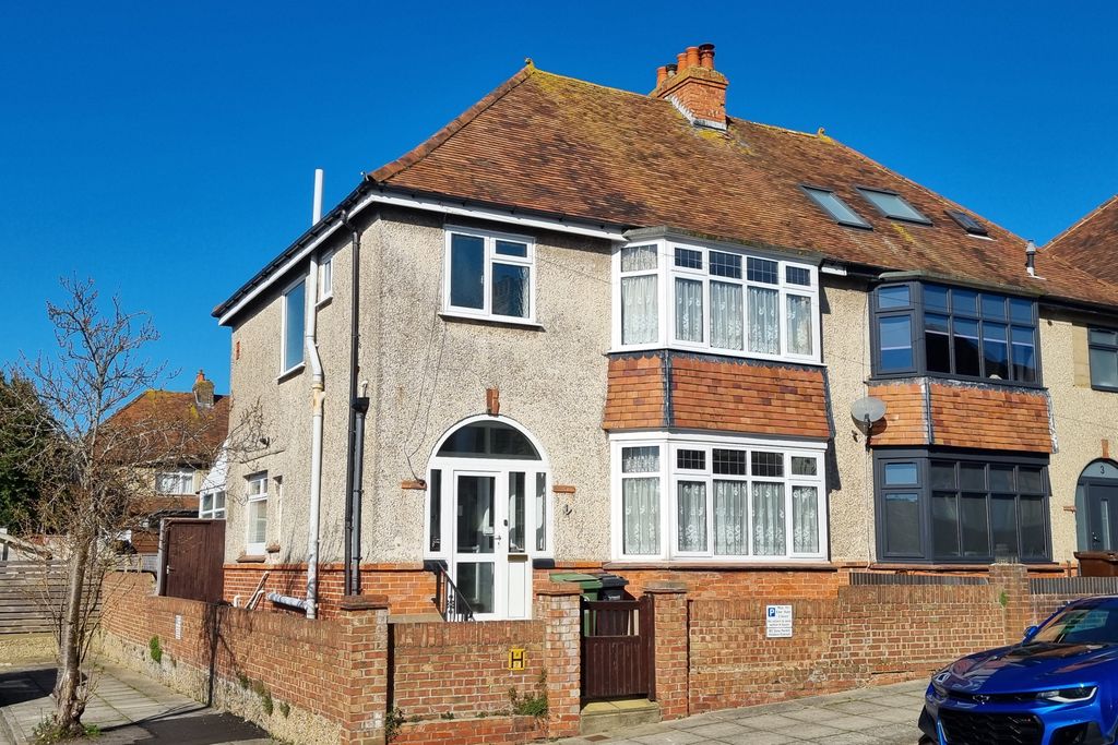 Property photo 1 of 15 20260318_100200