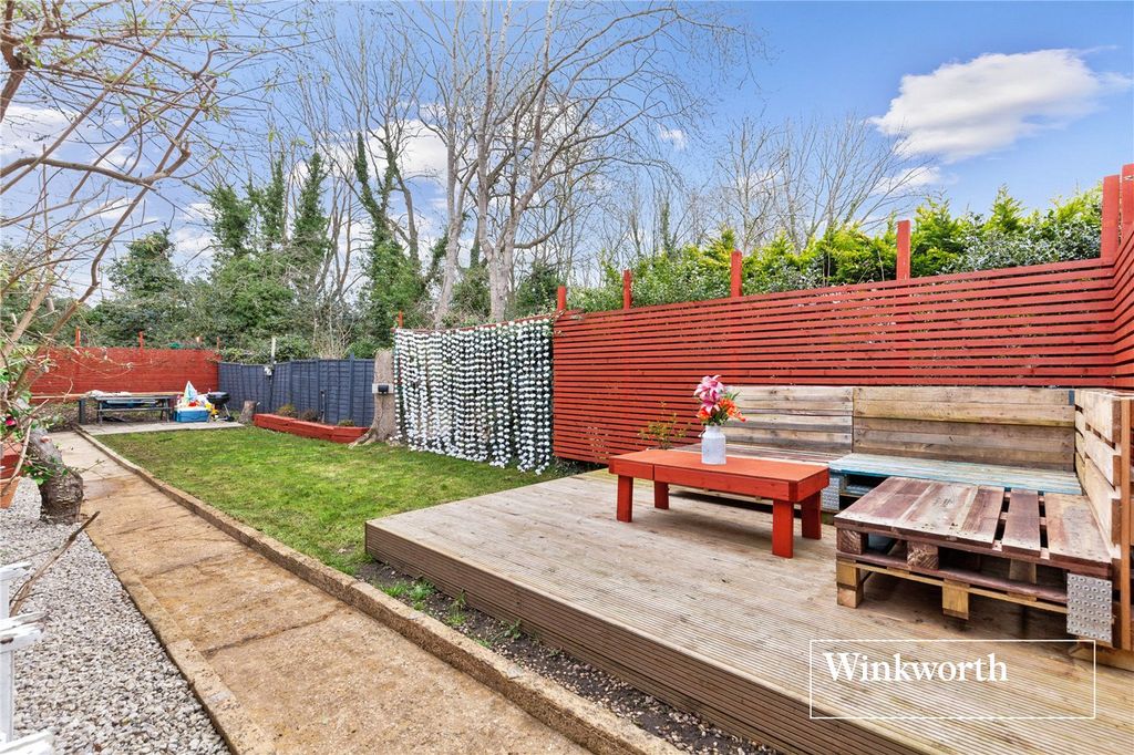 Property photo 2 of 17 Picture No. 18