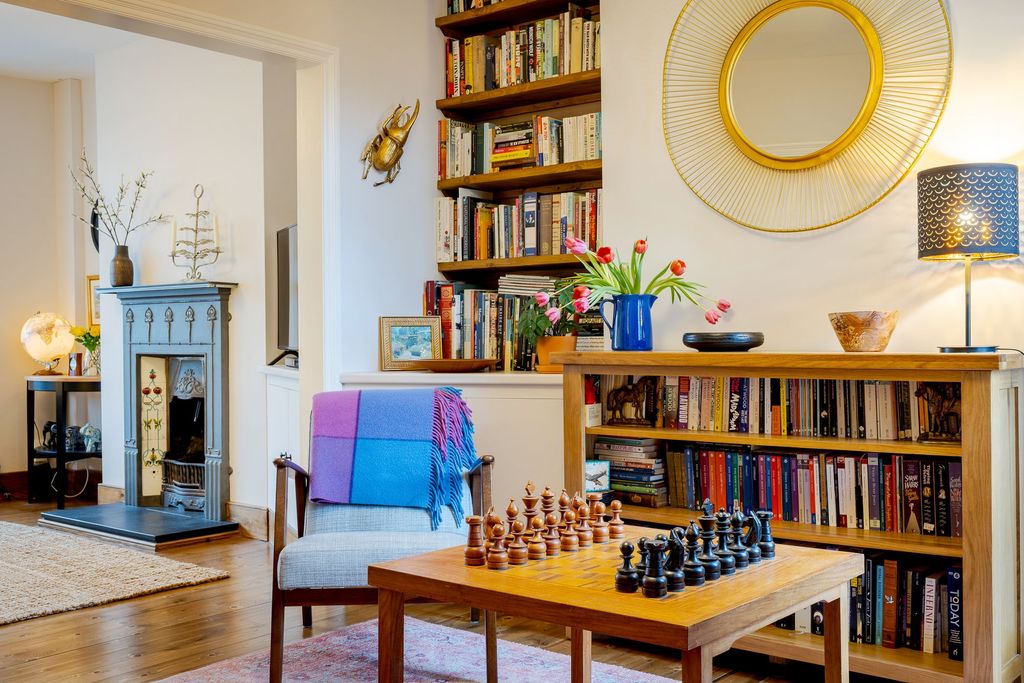 Property photo 2 of 21