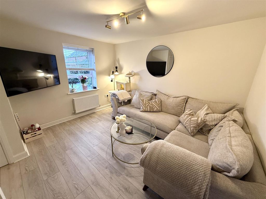 Property photo 2 of 17 Photo 04-11-2025, 14 08 52.Jpg