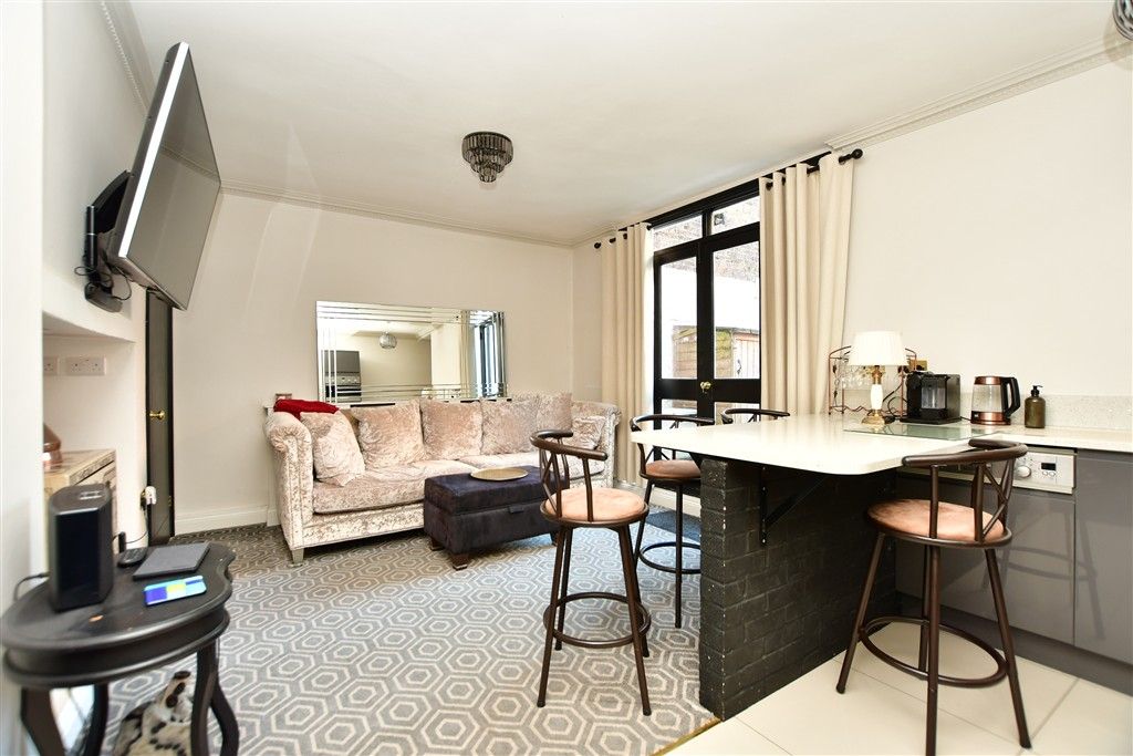 Property photo 2 of 8 Kitchen/ Living Room