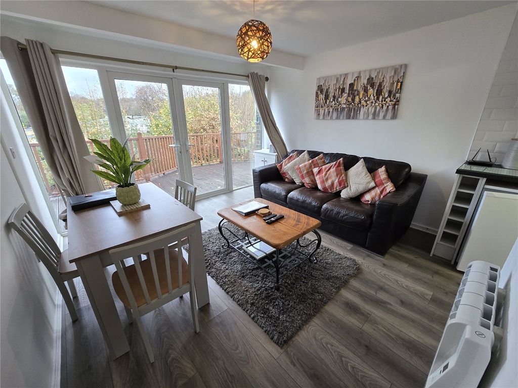 Property photo 2 of 11 Picture No. 03