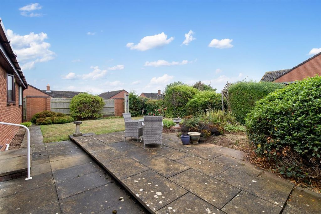 Property photo 3 of 17 Photo 3