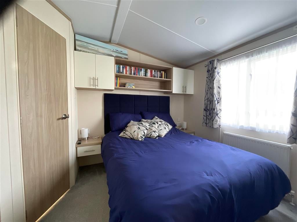Property photo 2 of 6 Bedroom 1