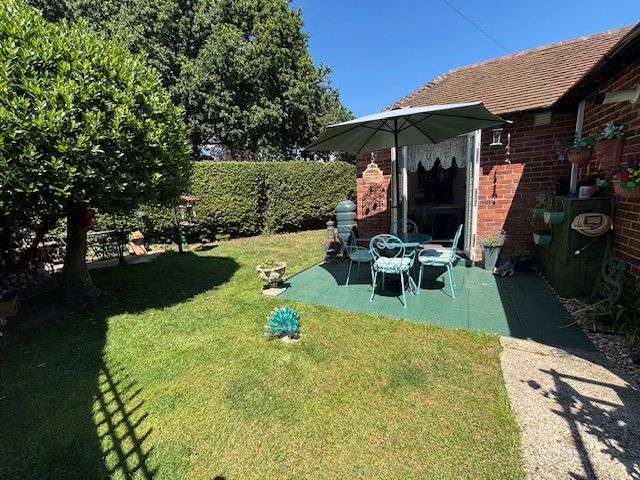 Property photo 3 of 16 Garden