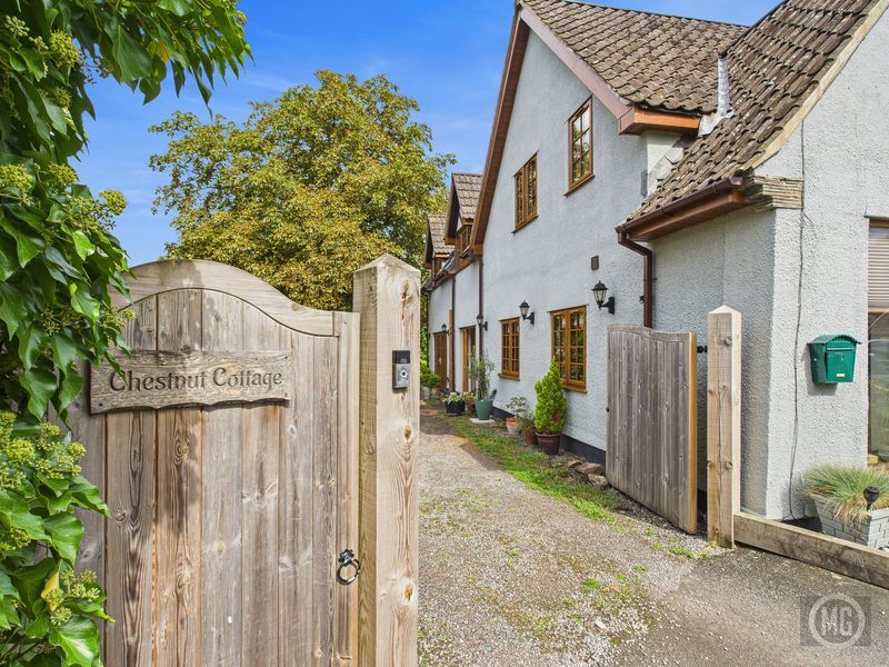 Property photo 1 of 31