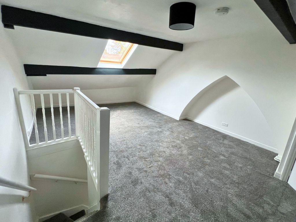 Property photo 2 of 9 Gallery