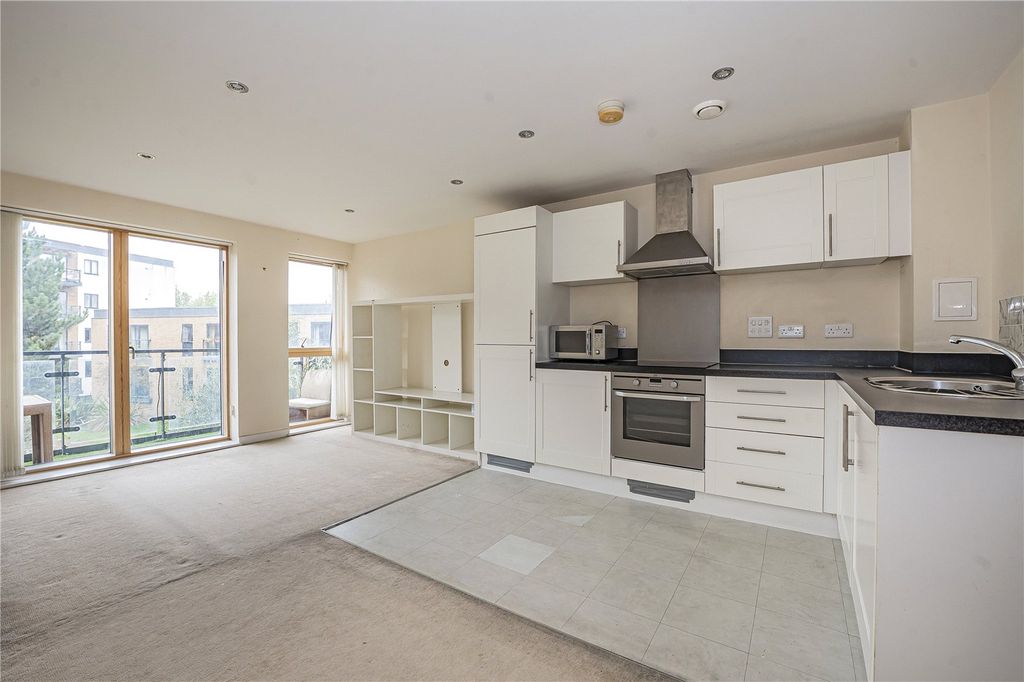 Property photo 2 of 10 Picture No. 01