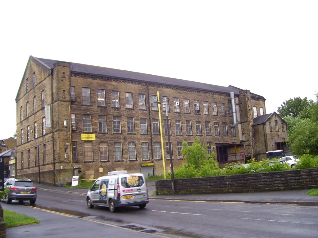 Property photo 1 of 3