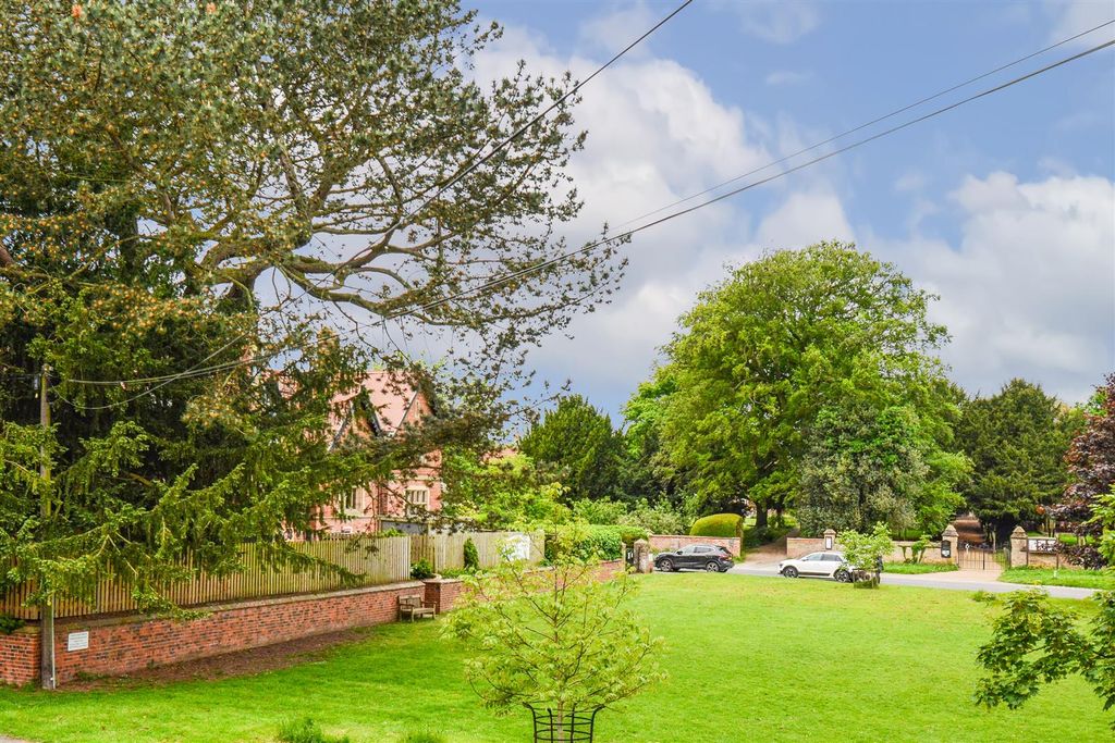 Property photo 2 of 17 1 Lime Tree Cottages-1.Jpg