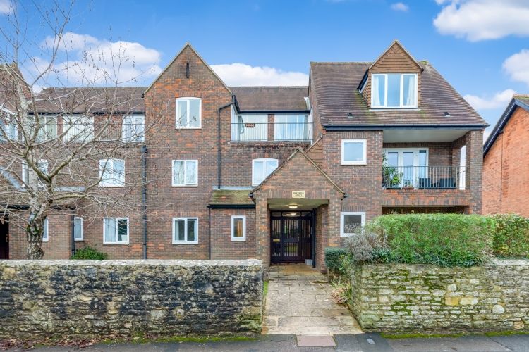Property photo 1 of 9 269147