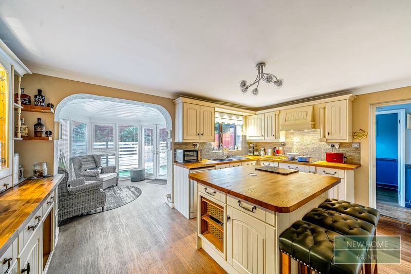 Property photo 2 of 21 Photo 20