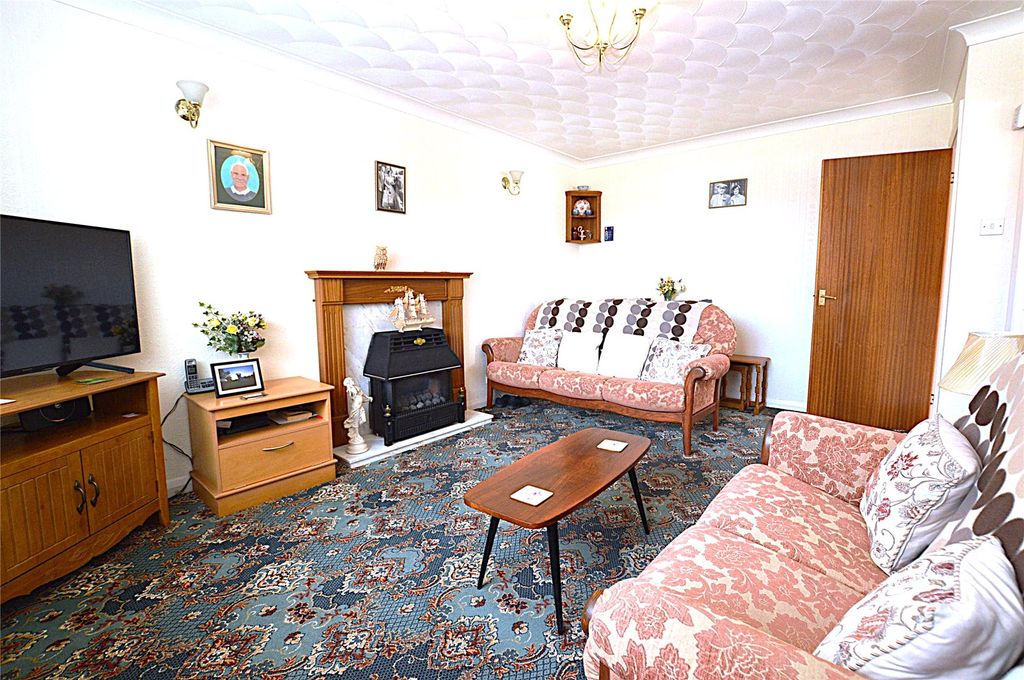 Property photo 2 of 14 Picture No. 02