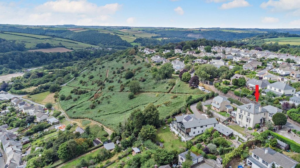 Property photo 1 of 22 Position