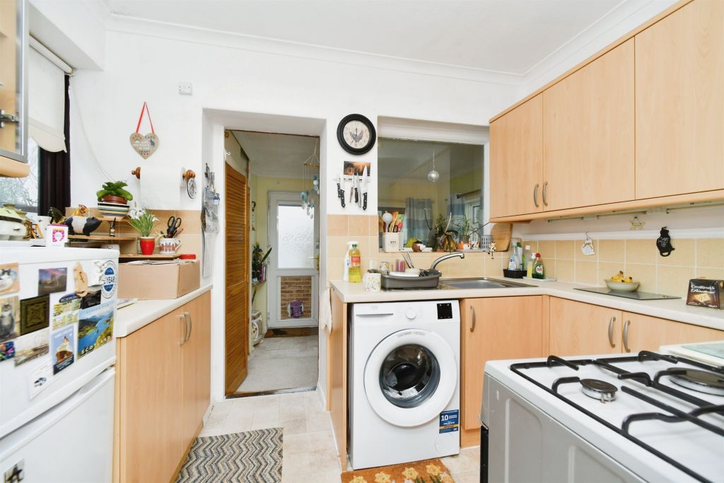 Property photo 3 of 21