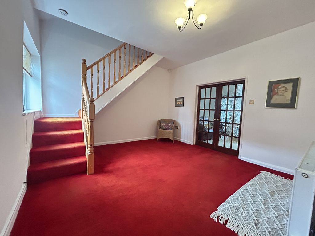 Property photo 3 of 14 Img_2921
