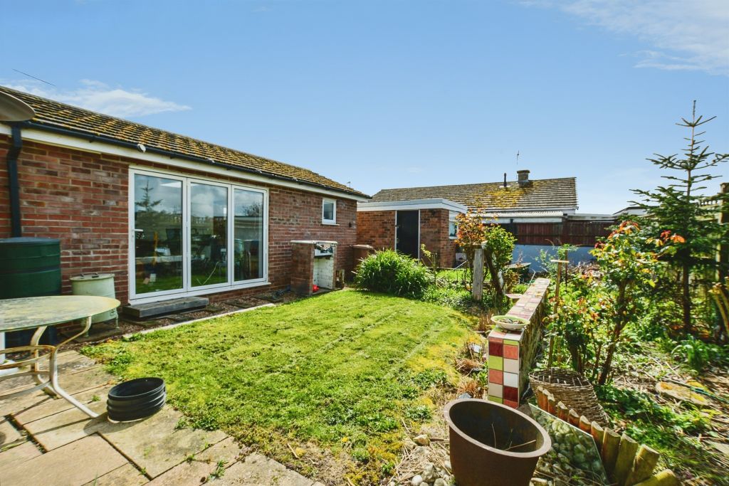 Property photo 2 of 18