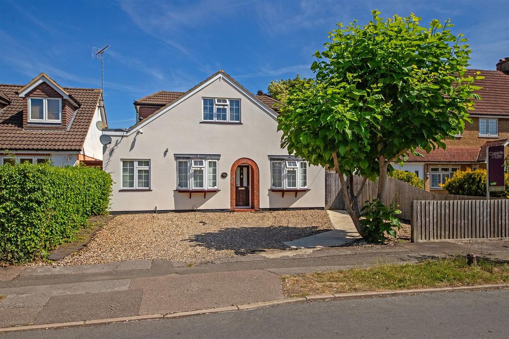 Property photo 1 of 19 21Westriding-2.Jpg