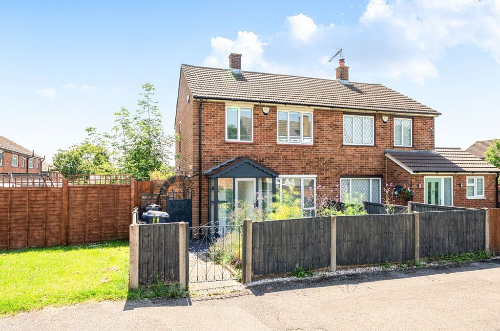 Property photo 1 of 19 1479787-1-6A31379...