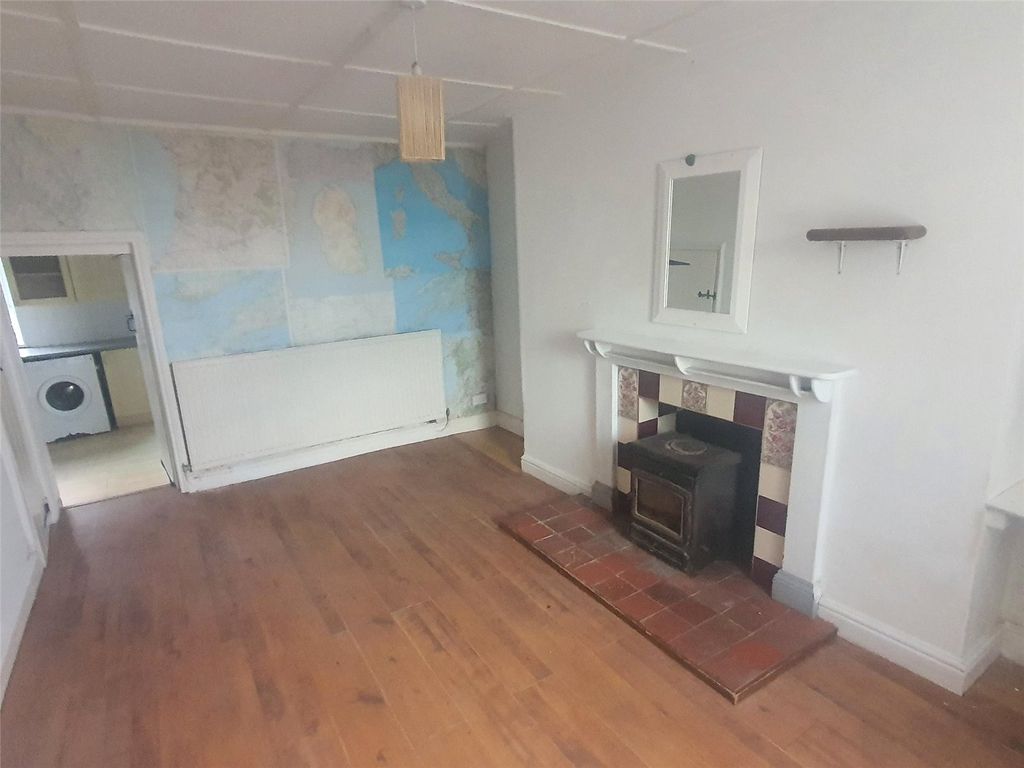 Property photo 3 of 19 Picture No. 03