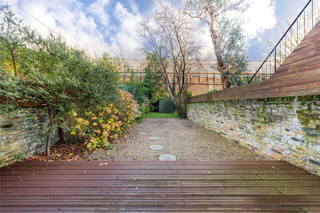 Property photo 1 of 12 Picture No. 11