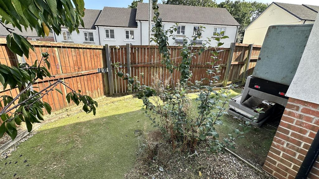 Property photo 2 of 9 Img_8090.Jpg