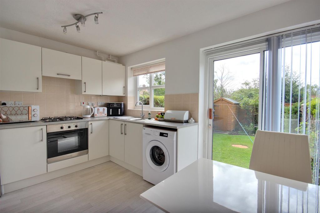 Property photo 3 of 9