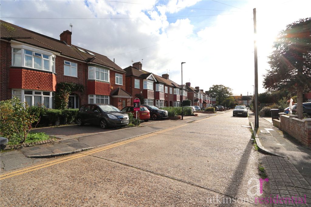 Property photo 2 of 30 Picture No. 31