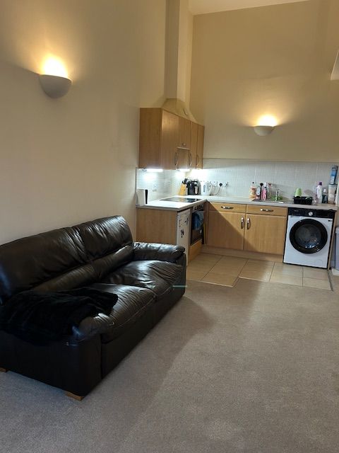 Property photo 3 of 8