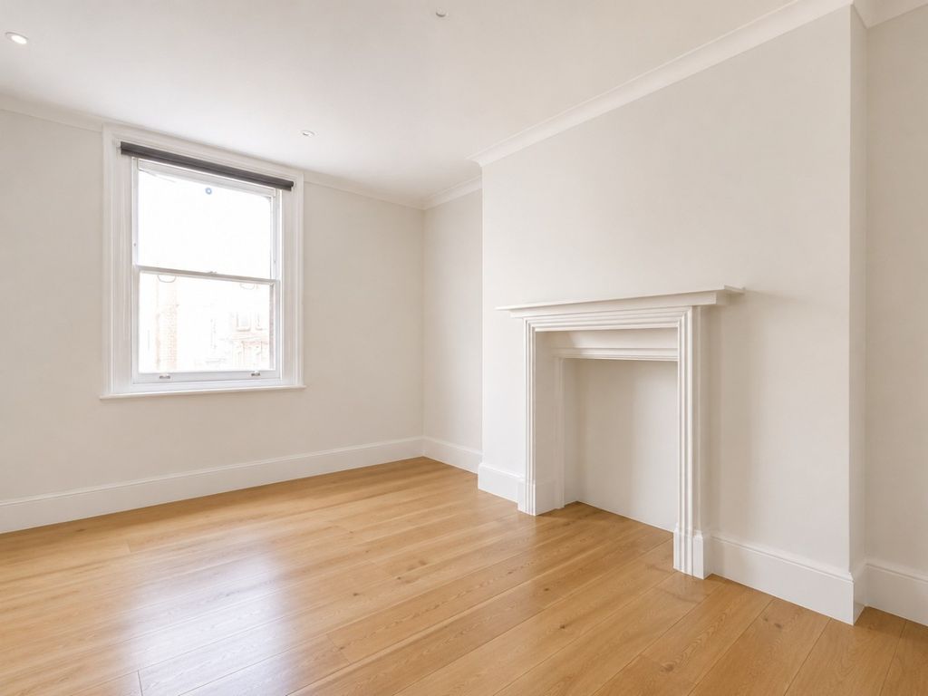 Property photo 2 of 12 2708894