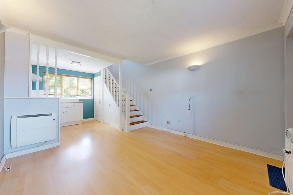 Property photo 3 of 5