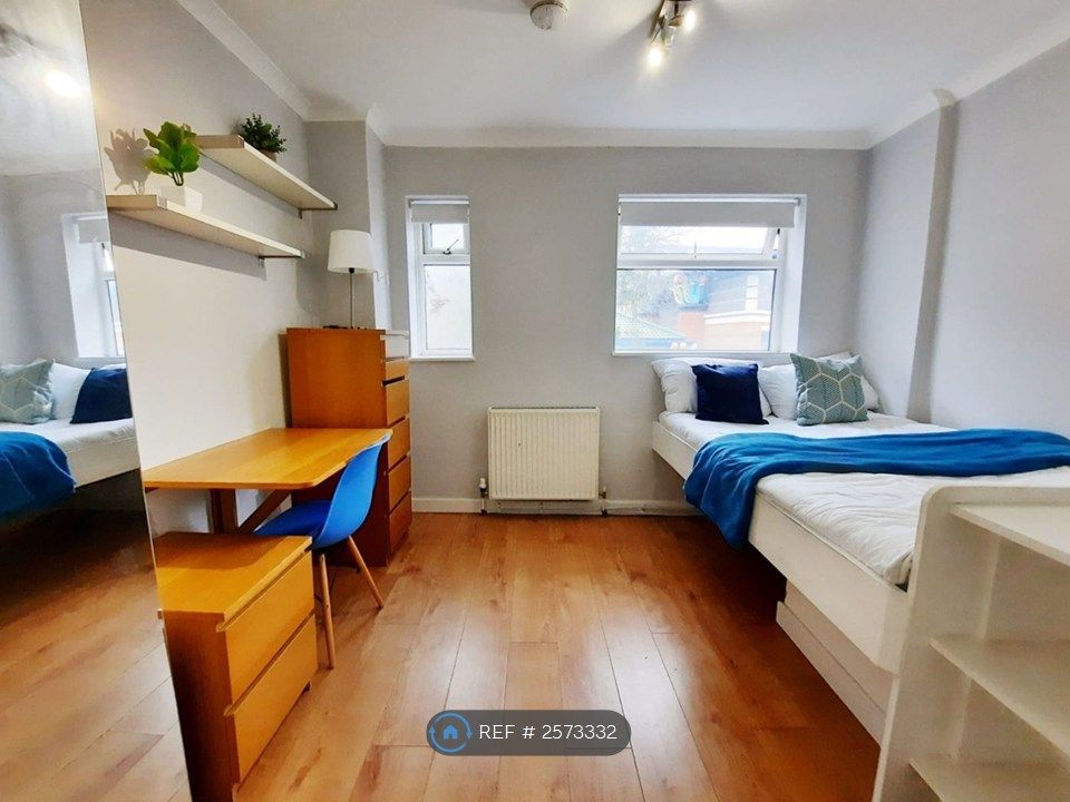 Property photo 1 of 23