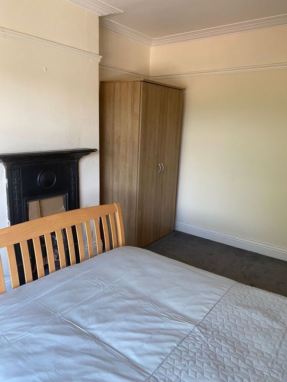 Property photo 2 of 3