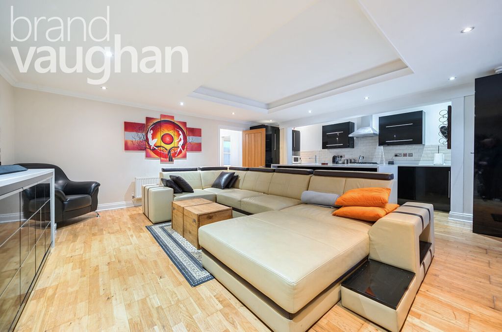 Property photo 2 of 9 Living Room