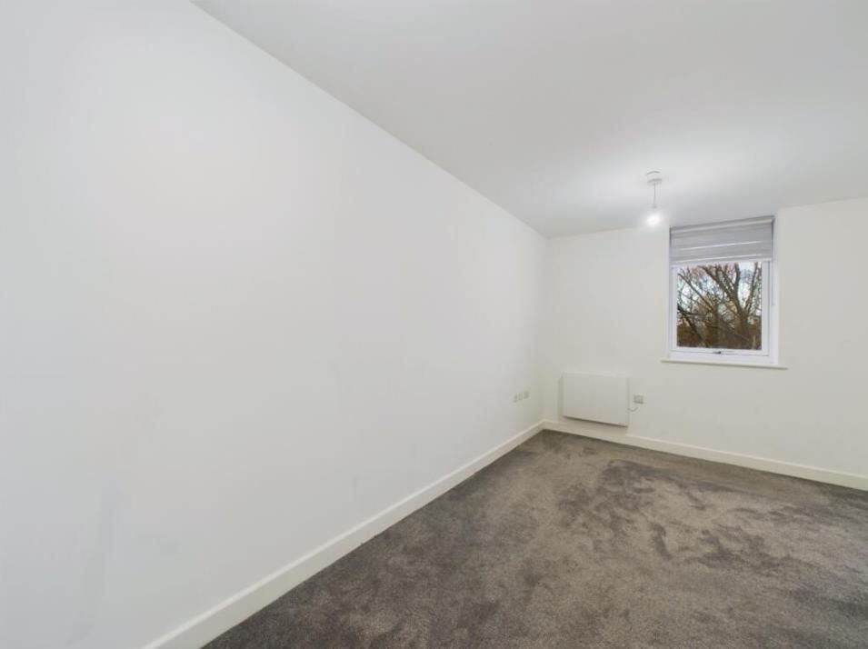 Property photo 3 of 4 Bedroom
