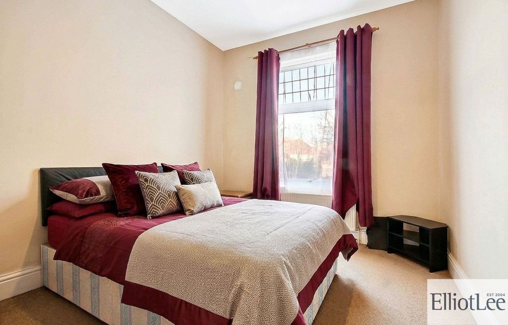 Property photo 3 of 4