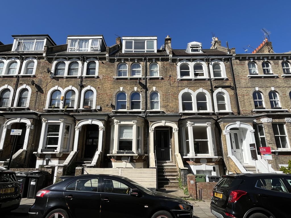 Victoria Rise Clapham Flat D, 215 Victoria Rise, Clapham, London SW4, 1 bed flat for sale, £ ...