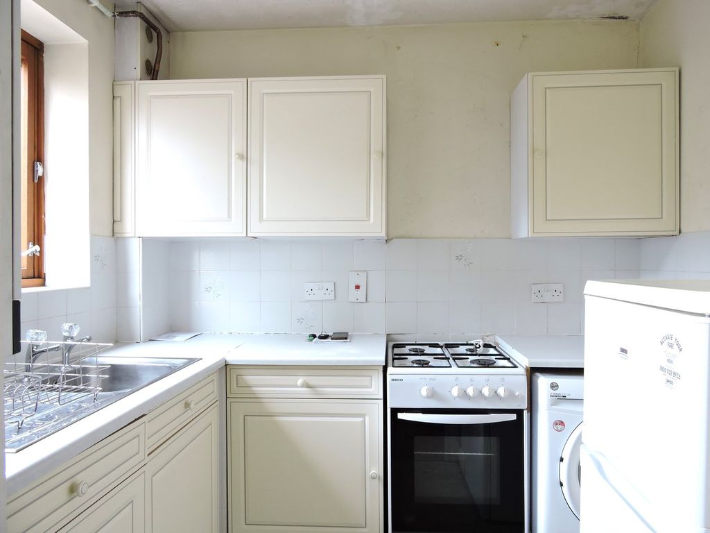 Property photo 3 of 16