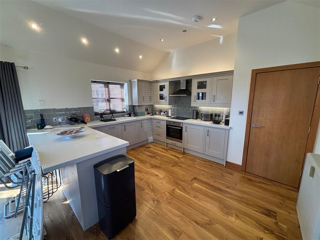 Property photo 3 of 15 Image