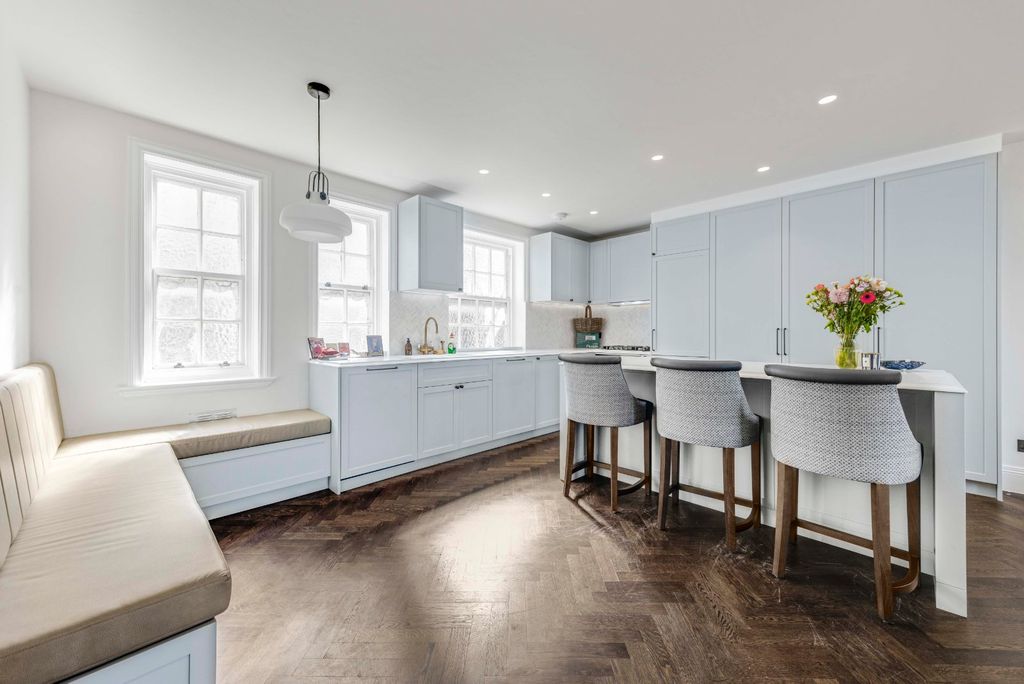 Property photo 3 of 17 Picture No. 25