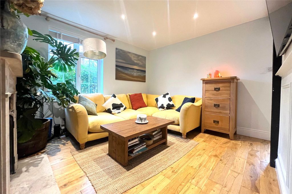 Property photo 2 of 10 Picture No. 22