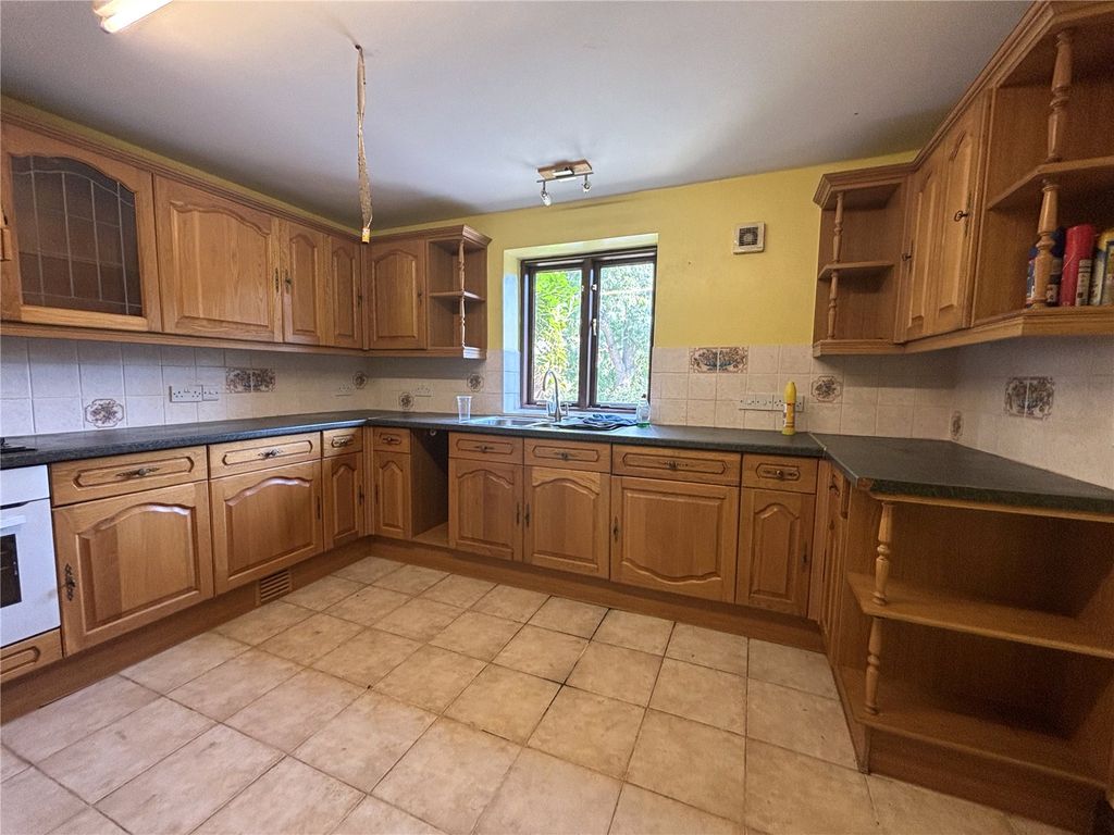 Property photo 2 of 7 Picture No. 04